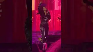 &Aacute;ngela Aguilar canta a capella 