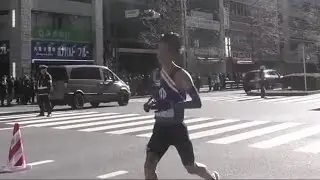 2026年1 月3日 第102回箱根駅伝10区 山本悠（やまもと・はるか）の様子（新橋 内幸町駅付近）順天堂大学がんばれ🏃‍♂️💦