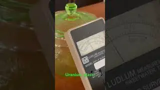 Radioactive uranium glass! #nuclear #radiation #uraniumglass