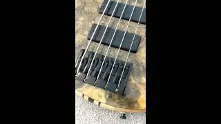 Custom Sei Bass by Martin Petersen
