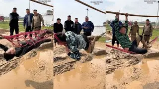 The most difficult hammock to lie on: the mud challenge#funny#hilarious
