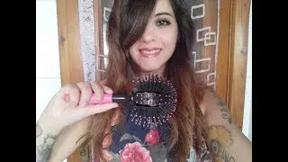 Capelli mossi con la spazzola BOMB CURL