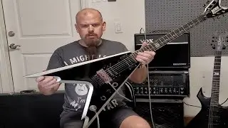 DEAN DIME Razorback V. Black w/silver stripe. Floyd 1000 makes it great. Hard 2 find addition to PC.