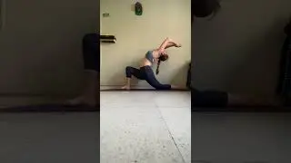 Yoga poses for beginners🧘🏼&zwj;♀️ #yogapractice #yogalife #yogaforbeginners #yogainspiration #yogausa