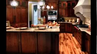 Custom Kitchen Cabinets