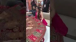 aamrapali dubey ji ko nirahua ji lahanga dikhaya 🎤🎬&hearts;️🙏
