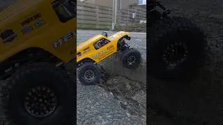 Fully upgraded Axial SCX24 climbs curb #axialscx24 #axial #scx24 #injora #rcawd #meus #rccrawler