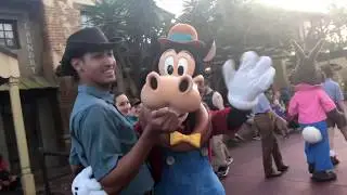 Horace Horsecollar does The Hokey Pokey