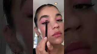 Pink eyeshadow💗 Aren&rsquo;t you obsessed with it tashimrod fyp foryou foryoupage makeup makeupinspo mak
