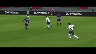 Goalkeeper fails (FC Mobile)