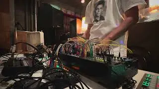 Techno Shift. Sound prepared in advance, then improvising a minimal techno live set.