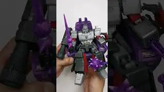 Transformers Megatron G1 action edition custom repaint. #blokees &lrm;⁨@Blokees⁩&nbsp;
