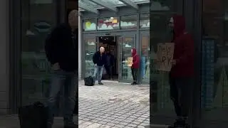 HOMELESS BEGGING for food BUT THEN BLESSED the ONLY PERSON THAT HELPED HIM #shorts