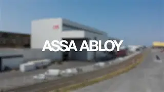 Une usine face au port profite de portes de grandes dimensions Megadoor