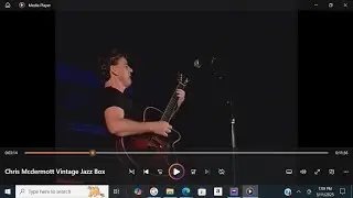 Chris Mcdermott wails on the fretboard of his Vintage Jazz Box at the Black-eyed & Blues Fest