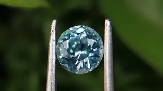 Brilliance Round Shape Blue Zircon for your fine Jewel