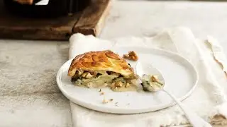 Tourte aux blettes, roquefort et noix | Recette gourmande