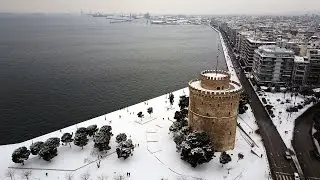 Η χιονισμένη Θεσσαλονίκη από ψηλά!
