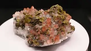 Друза Кварц, Марматит, Халькопирит, Пирит, Гематит. Китай
