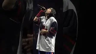 Billie Eilish performing &ldquo; NDA &ldquo; Live at Night 3 in Miami, FL 💋 #billieeilish #tour