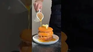 how to make perfectly pink pancakes for vday 🥞&hearts;️                              📸: @natashas_baking