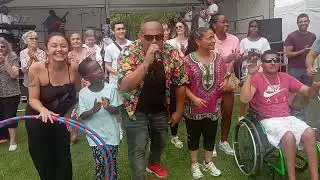 Dj El Principito animation DJ mix Cours de Salsa et animation hula-hoop Au parc de Drancy Vanny J