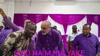 ANGALIA MWENYEKITI WA CHAMA CHA ACT WAZALENDO OTHMAN MASOUD OTHMAN  ALIVYOINGIA MAJIDI HALL