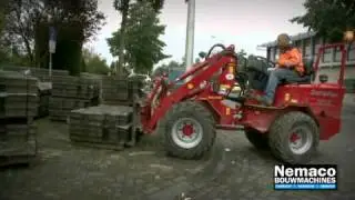 Machinaal bestraten; de Revo Palleteerwagen van Nemaco Bouwmachines!