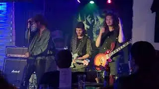 TEN TON MOJO 