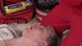 Absaugen der Atemwege ☆ Lehrvideo f&uuml;r Rettungssanit&auml;ter