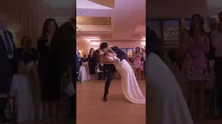 When you never practiced a single kiss or dip before your wedding and THIS happens👀🥵 #shorts