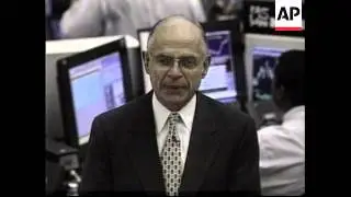 USA: NEW YORK CITY: NASDAQ INDEX - STOCKS GO UP