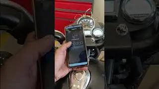 Royal Enfield classic bike 🧭 navigation phone connected 🧭 #shotsfeed #feedshorts #youtubeshorts