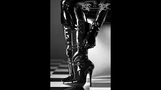 Donna Padrona - Femdom Tribute