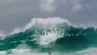 Massive wave on Indian Ocean - Mombasa Kenya