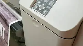 Mutoh ValueJet 1617H with Ink and Supplies - 6 months old