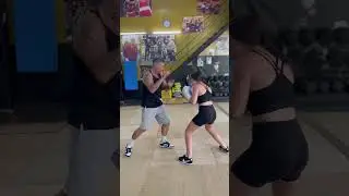 Vamos fuertes!! 💪🏽👊🏼 #combinacion #boxeo #tutorial #parati #boxingtraining #fyp #boxing #viral