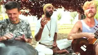 Jasinski, Amris, Yogaddin - Sitar, Handpan, Vocal