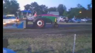 Oliver 77 Tractor Pull at Radcliffe Days 07/19/2013