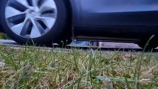 Tesla Model Y weird brake knocking noise / slightly loose brake pad