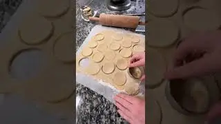 Cutting Cookie Dough | Cookie Decorating #shorts