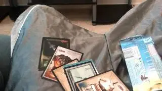 Opening of Zelda Twilight Princess Trading card pak