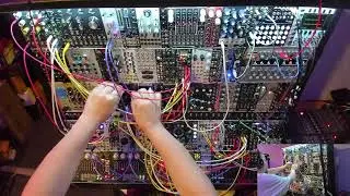 Eurorack modular - Let's see what the Gamut Repetitor does!