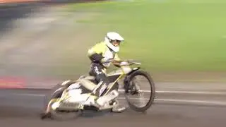 Speedway Veenoord Gouden Helm 29sept 2018  Heat 18  1e marcel kajzer  2e niklas sayrio  3 jarno de v