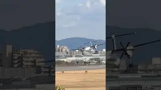 風にあおられるDHC-8-Q400