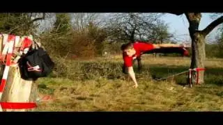 Slackline, Knee Drop Hop Grab
