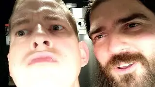 Eric und Frank saufen in der K&uuml;che