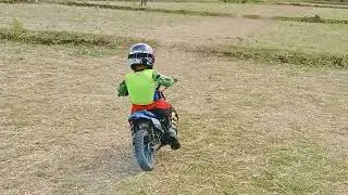 Zack's first small Jumps from PW50. 5 years old rider.