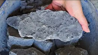New ✨️ Black Gym Chalk Crushes 🔥 Oddly Satisfying ASMR 😌 