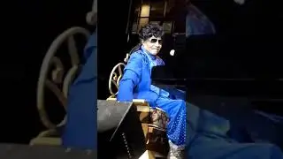 Little Richard performs a little dance at his final concert (2013)